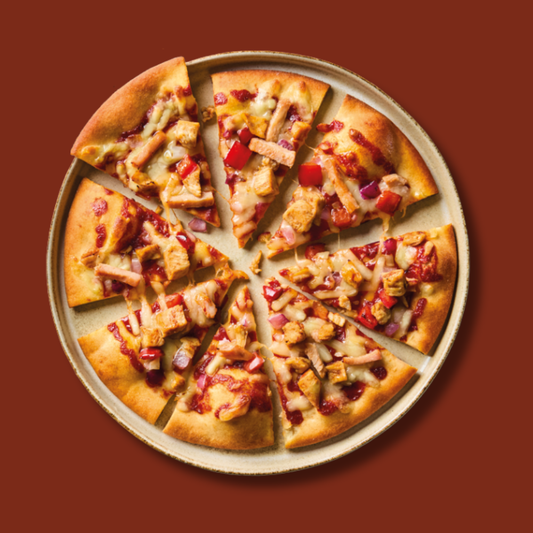 BBQ CHICKEN & BACON PIZZA