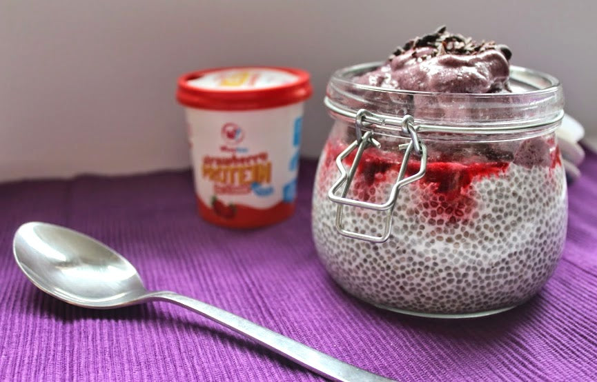 Coconut Chia Seed Pot with Wheyhey